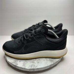 Size 12- Lululemon strongfeel mens shoes Black/ White